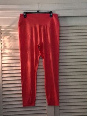 Comfrt High-Rise Women's Leggings